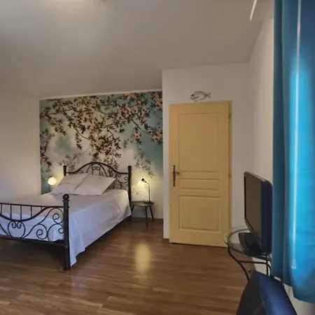Bed & Breakfast Le Clos Des Consuls *