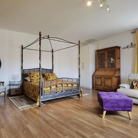 Bed & Breakfast Le Clos Des Consuls