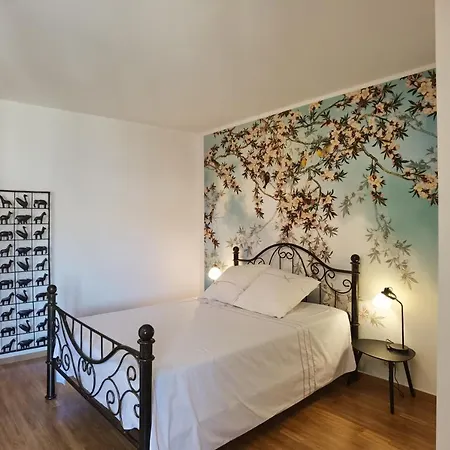 Le Clos Des Consuls Bed & Breakfast
